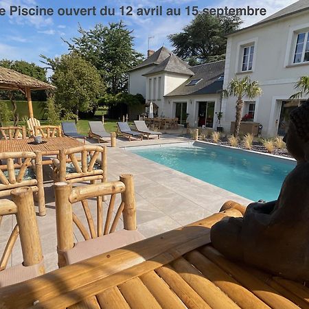 Le Petit Manoir Bed & Breakfast Farceaux Exterior photo