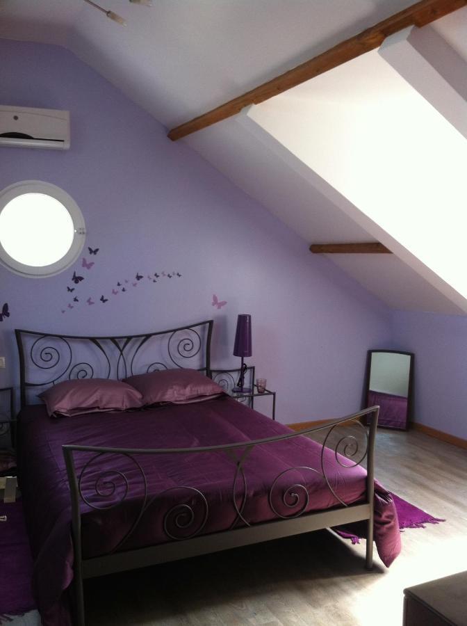 Le Petit Manoir Bed & Breakfast Farceaux Exterior photo