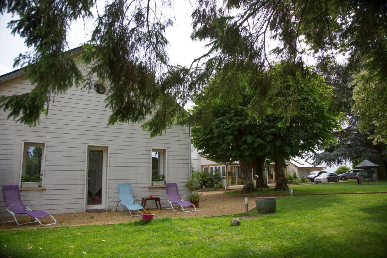 Le Petit Manoir Bed & Breakfast Farceaux Exterior photo